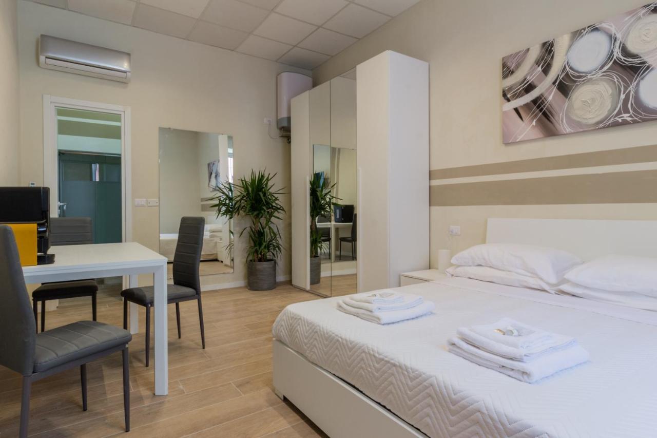 Center Rooms Пиаченца Екстериор снимка