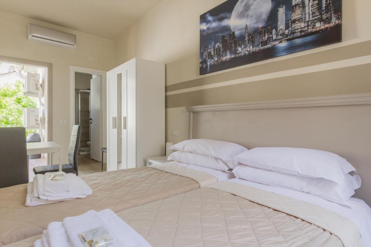 Center Rooms Пиаченца Екстериор снимка