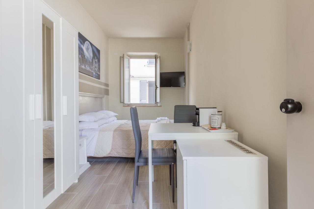 Center Rooms Пиаченца Екстериор снимка