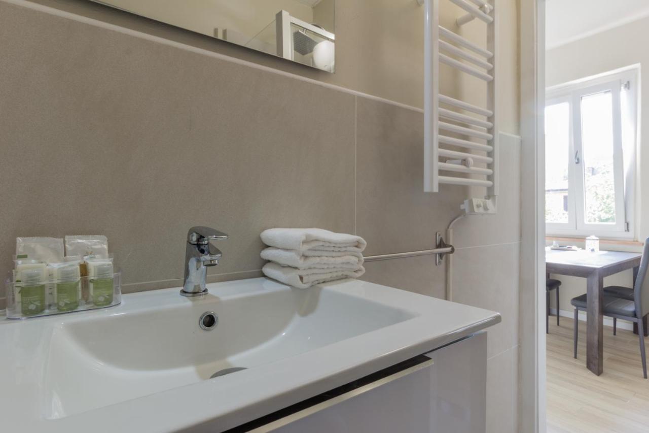 Center Rooms Пиаченца Екстериор снимка