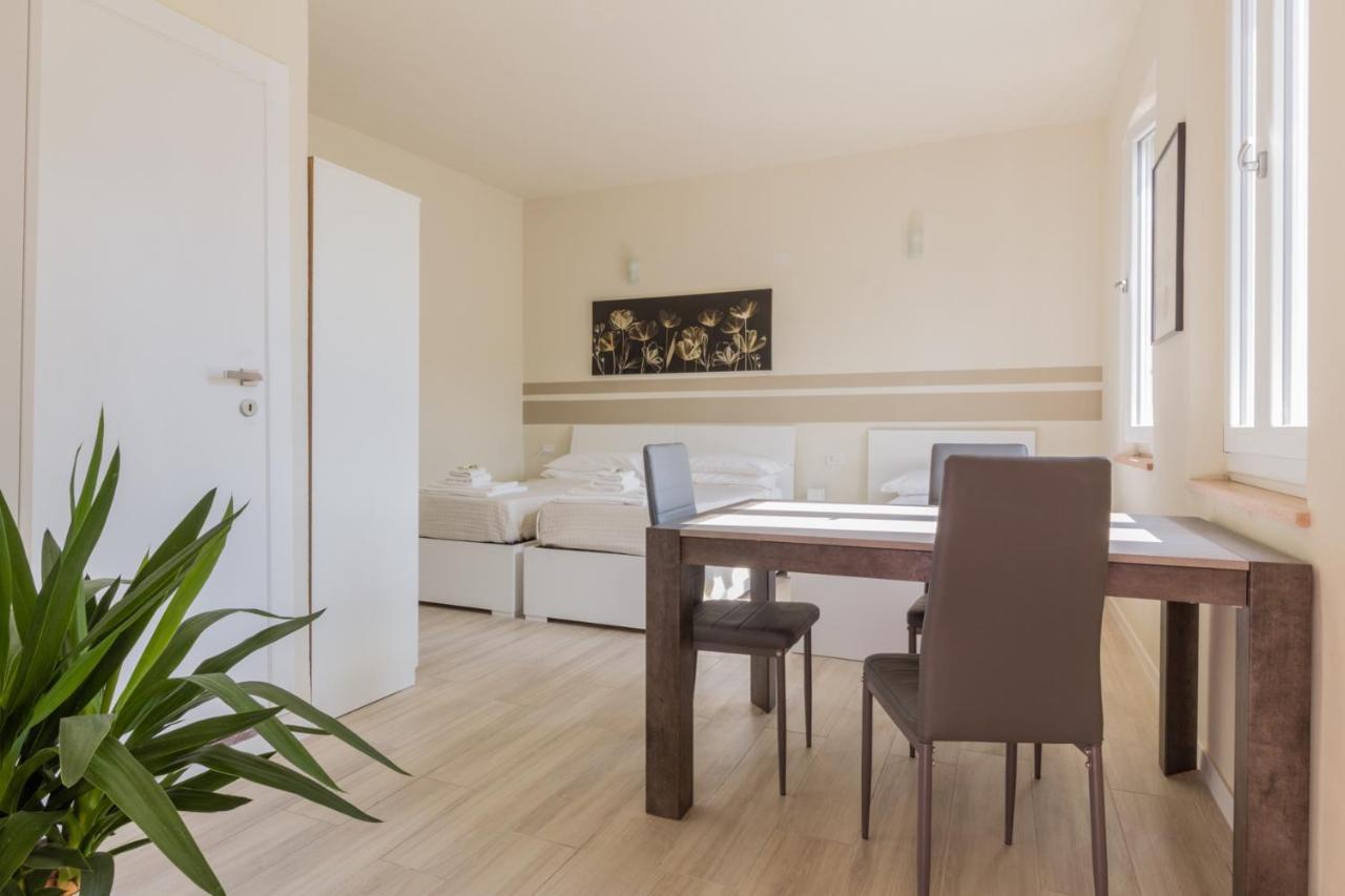 Center Rooms Пиаченца Екстериор снимка